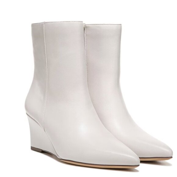 NATURALIZER Dario Wedge Booties (WIDE) - Picture 1 of 10